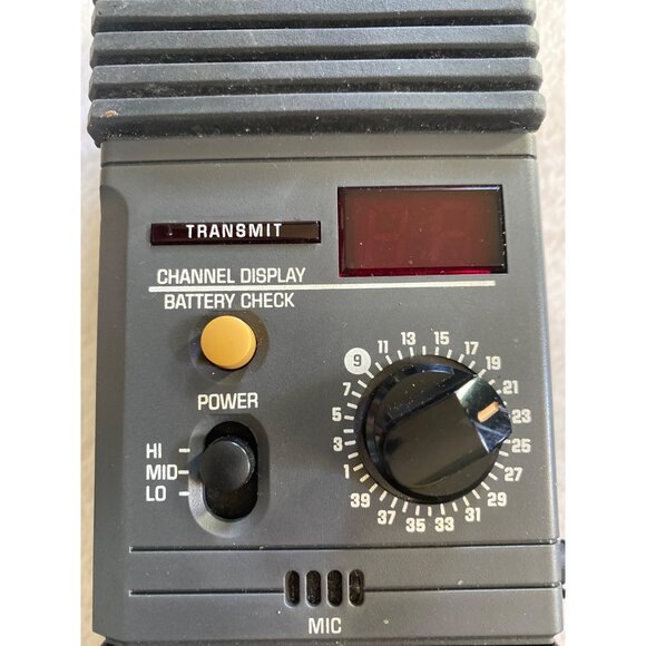 Vintage GE 40 Channel CB Transceiver (stranger things) FCC ID G9H3-5979 untested - Picture 3 of 8